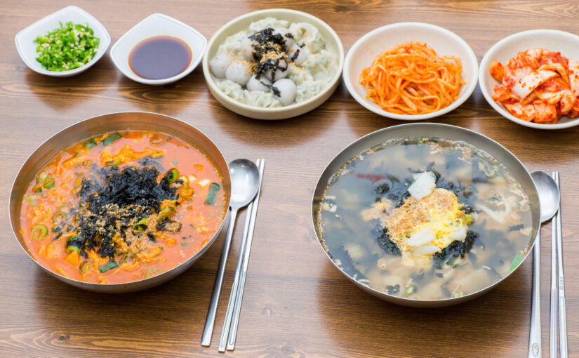 [속초 맛집] 정든식당 – 전현무가 반한 30년 전통 장칼국수의 원조, 속초 로컬 맛집 방문기