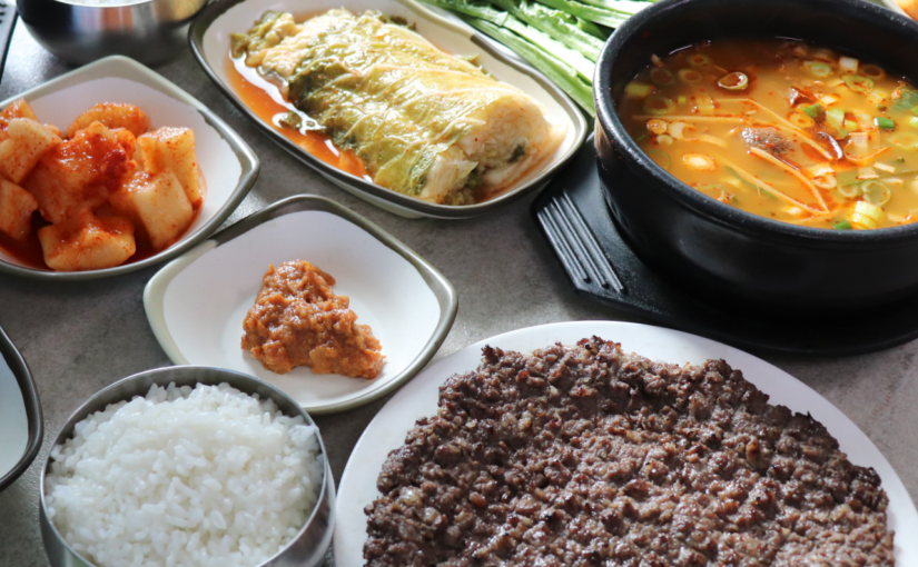 창원 맛집 임진각식당 – 불향 가득한 석쇠불고기와 진한 소국밥의 원조 조화