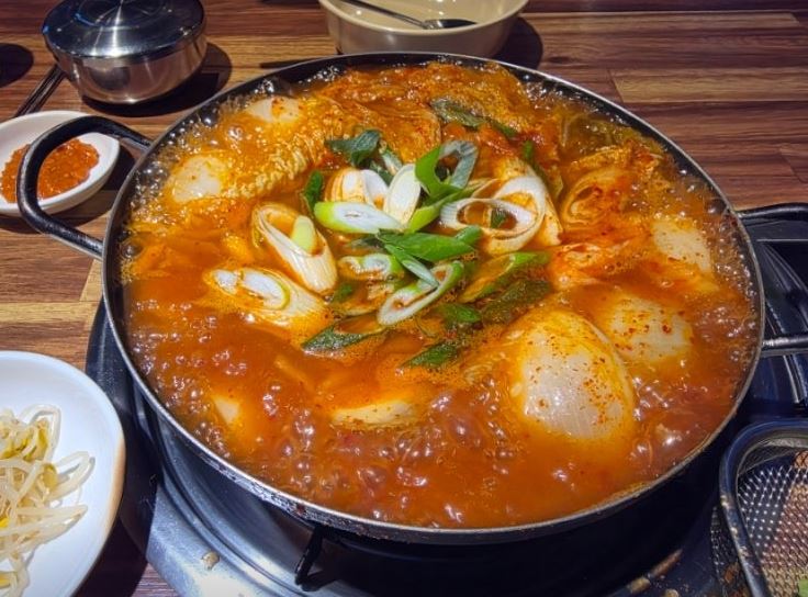포천 하늘만큼땅만큼 생고기두루치기