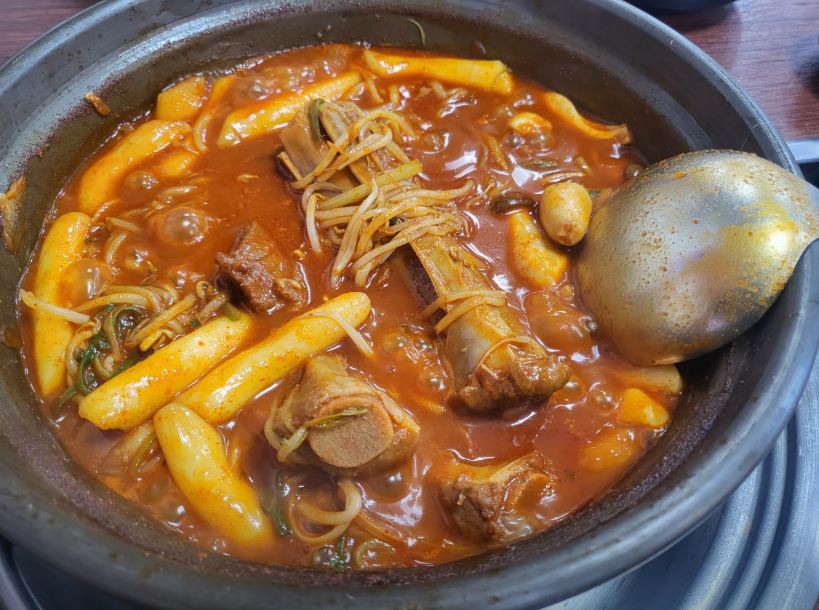 감동식당 등갈비